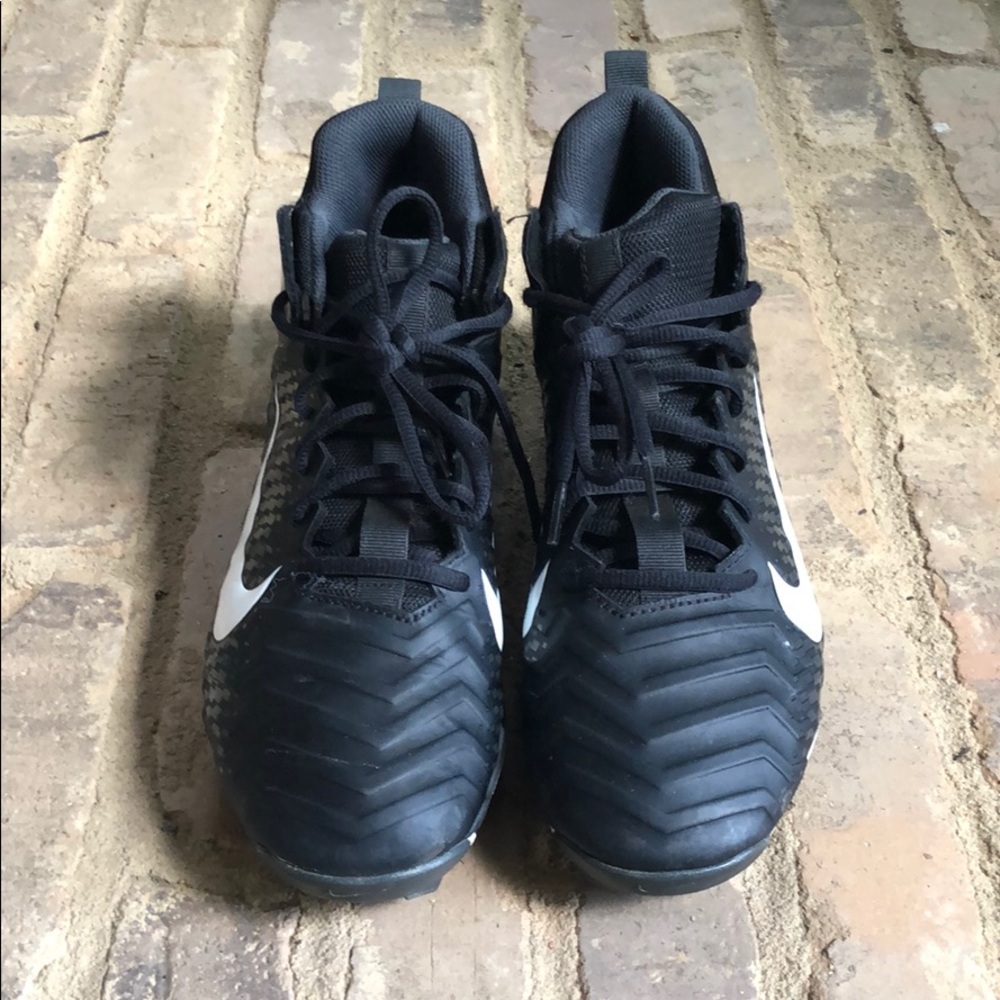 Football cleats
